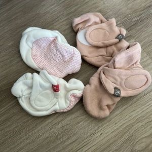 2 pairs goumikids Organic Baby Booties. Super soft and they stay on well.
